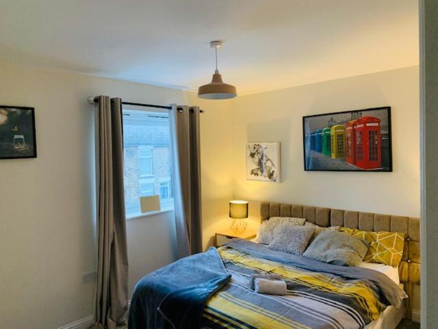 Alpha, Private Double Room, City Centre, Free Parking, Sittingbourne, Kent Exterior foto